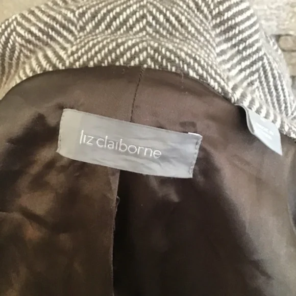 Cropped Jacket - Picture 6 of 7